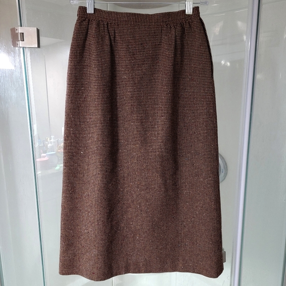 100% wool tweed skirt - Picture 4 of 8